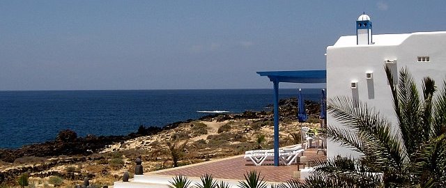 Las Piteras, Charco del Palo, Lanzarote, naturismo